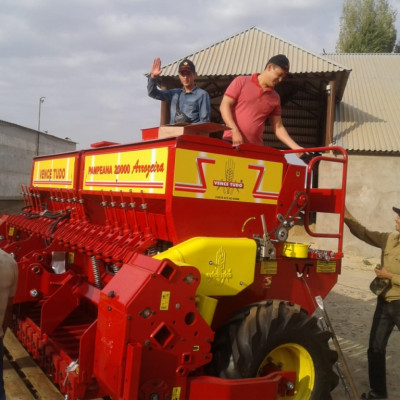 Vence Tudo entrega implementos agrícolas no Cazaquistão 