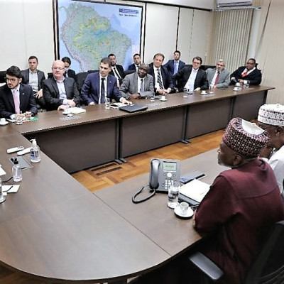 Vence Tudo participa de encontro com delegação da Nigéria em Brasília