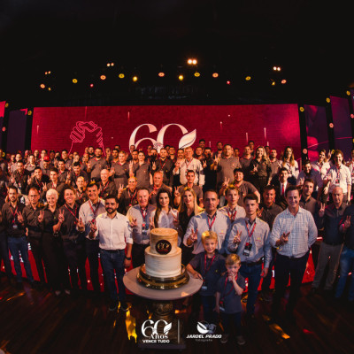 Vence Tudo celebra 60 anos com evento inesquecível