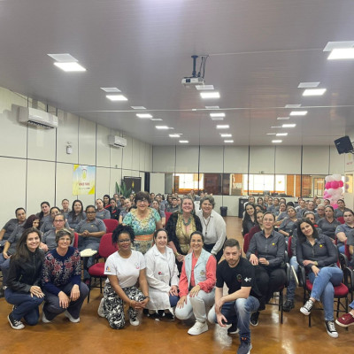 Outubro Rosa na Vence Tudo: juntas por mais cuidado e conscientização