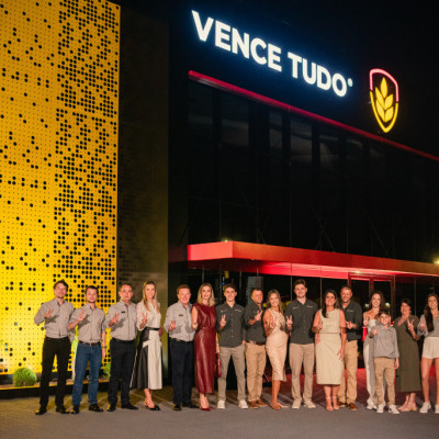 Primeira Revenda Premium Vence Tudo é inaugurada